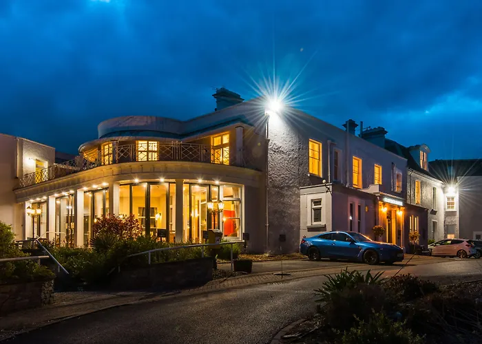 Cliffden Hotel